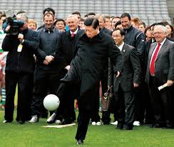 射门次数更 射门次数更