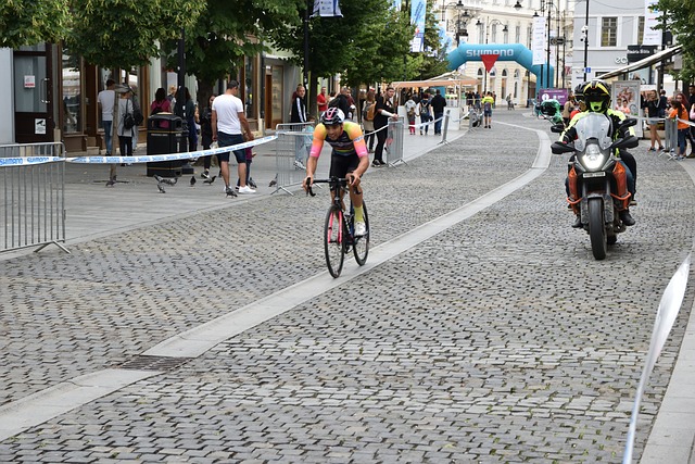 沃特金斯正 沃特金斯正